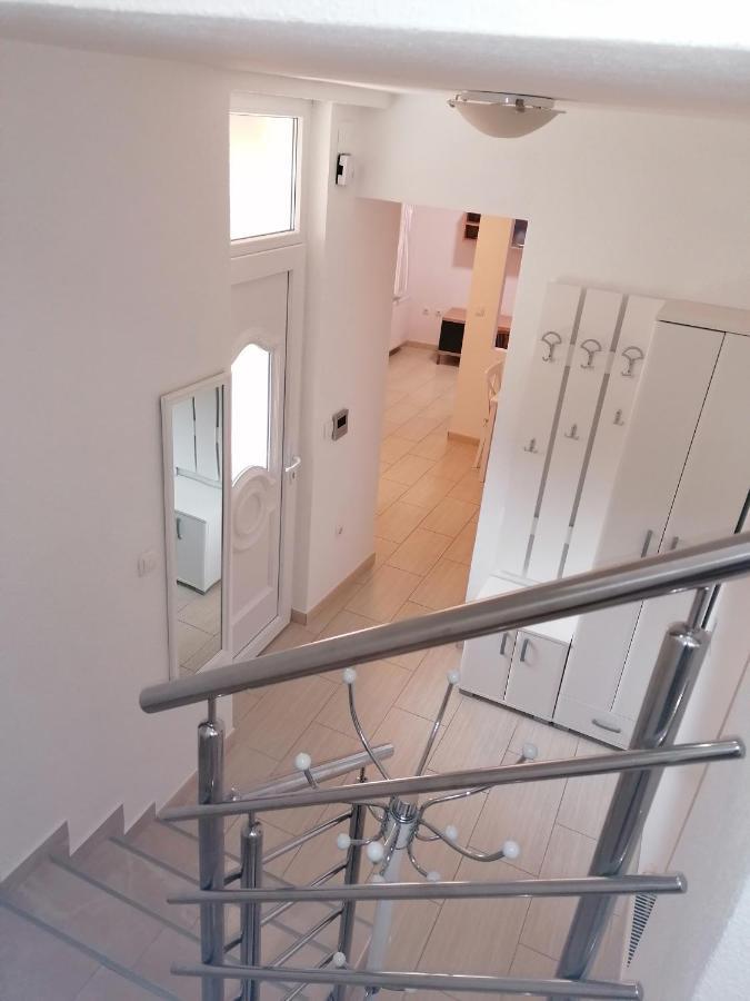 Hotel Kuca Za Odmor Ema Šibenik Esterno foto