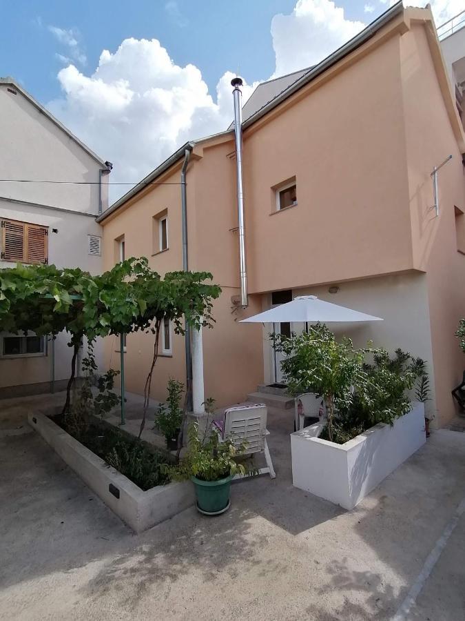 Hotel Kuca Za Odmor Ema Šibenik Esterno foto
